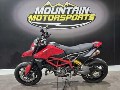 BOATZON | Ducati Hypermotard 950 Red 2020