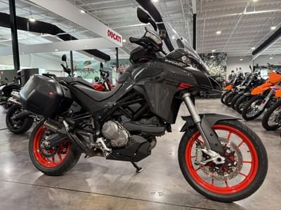 BOATZON | Ducati Multistrada V2 S Ducati Red 2022