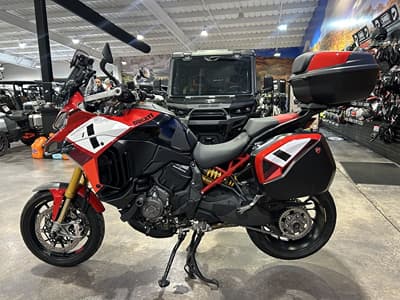 BOATZON | Ducati Multistrada V4 Pikes Peak Livery 2023