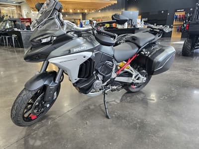 BOATZON | Ducati Multistrada V4S Aviator Grey  Alloy Wheels 2022
