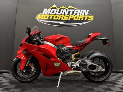 BOATZON | Ducati Panigale V4 2026