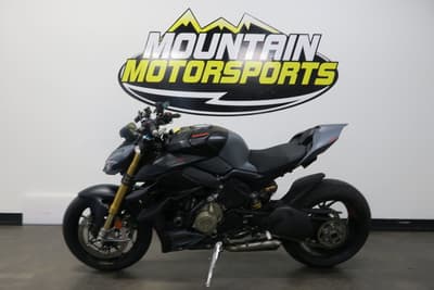 BOATZON | Ducati Streetfighter V4 S Grey  Black 2024