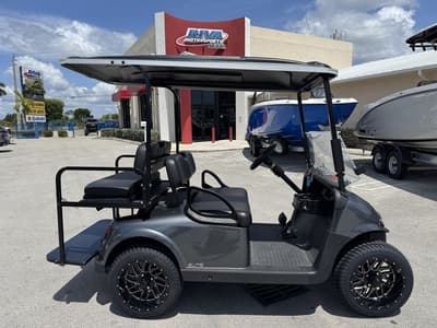 BOATZON | E-Z-GO Freedom RXV ELiTE 2020