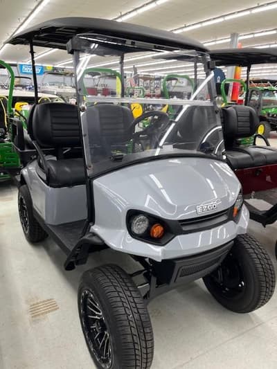 BOATZON | EZGO EXPRESS SWB GEFI LIFTED PLATFORM 2025