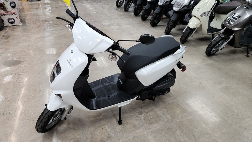2023 Genuine Scooter Co Brio 50i - Sold Boat