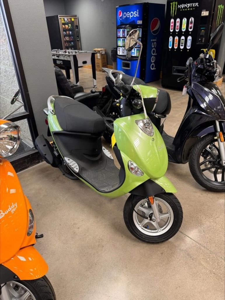2023 Genuine Scooter Co Buddy 50 - Sold Boat