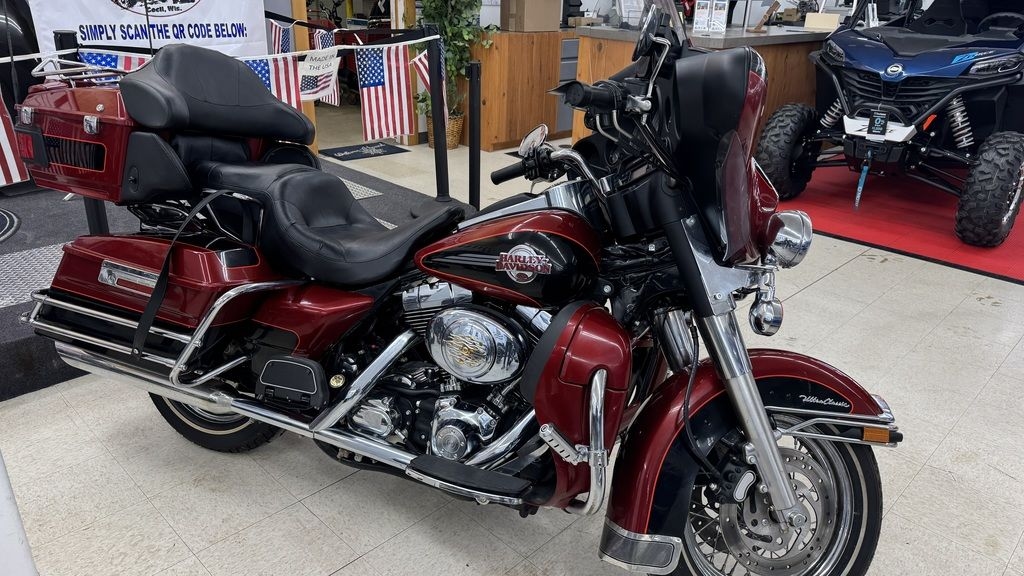 2006 Harley-Davidson® FLHTCUI  Ultra Classic Electra Glide - Sold Boat