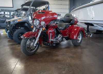 BOATZON | Harley-Davidson® FLHTCUTG  Tri Glide Ultra 2021