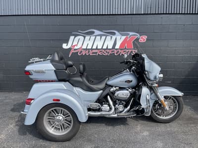 BOATZON | Harley-Davidson® FLHTCUTG  Tri Glide Ultra 2023