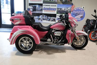 BOATZON | Harley-Davidson® FLHTCUTG  Tri Glide Ultra 2023