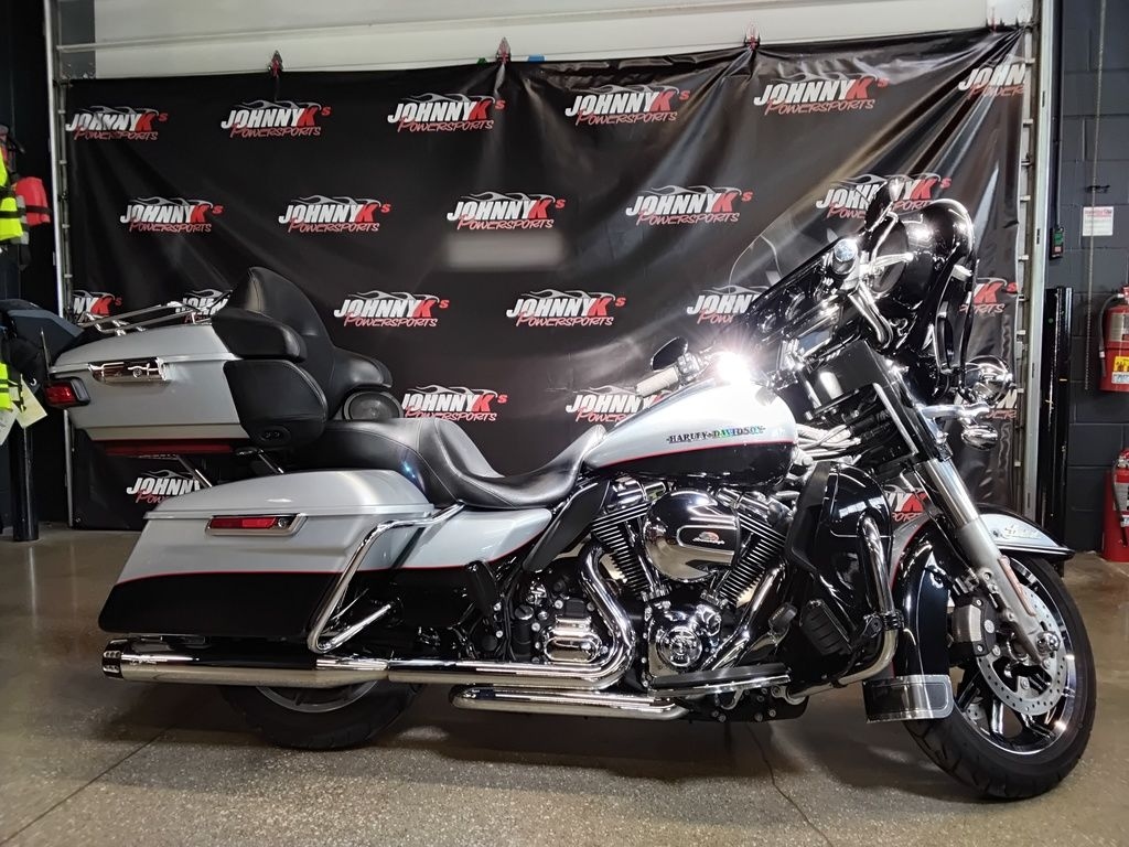 2015 Harley-Davidson® FLHTKL  Ultra Limited Low - Sold Boat