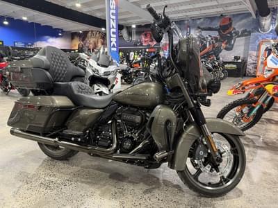 BOATZON | Harley-Davidson® FLHTKSE CVO Limited 2021 BOATZON | Harley-Davidson® FLHTKSE CVO Limited 2021