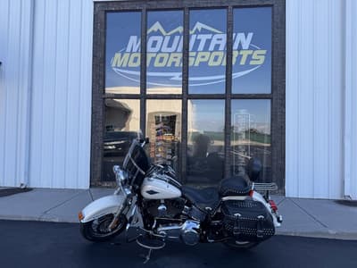 BOATZON | Harley-Davidson® FLSTC Heritage Softail Classic 2014 BOATZON | Harley-Davidson® FLSTC Heritage Softail Classic 2014
