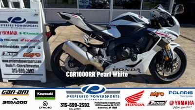 BOATZON | Honda CBR1000RR Pearl White 2026