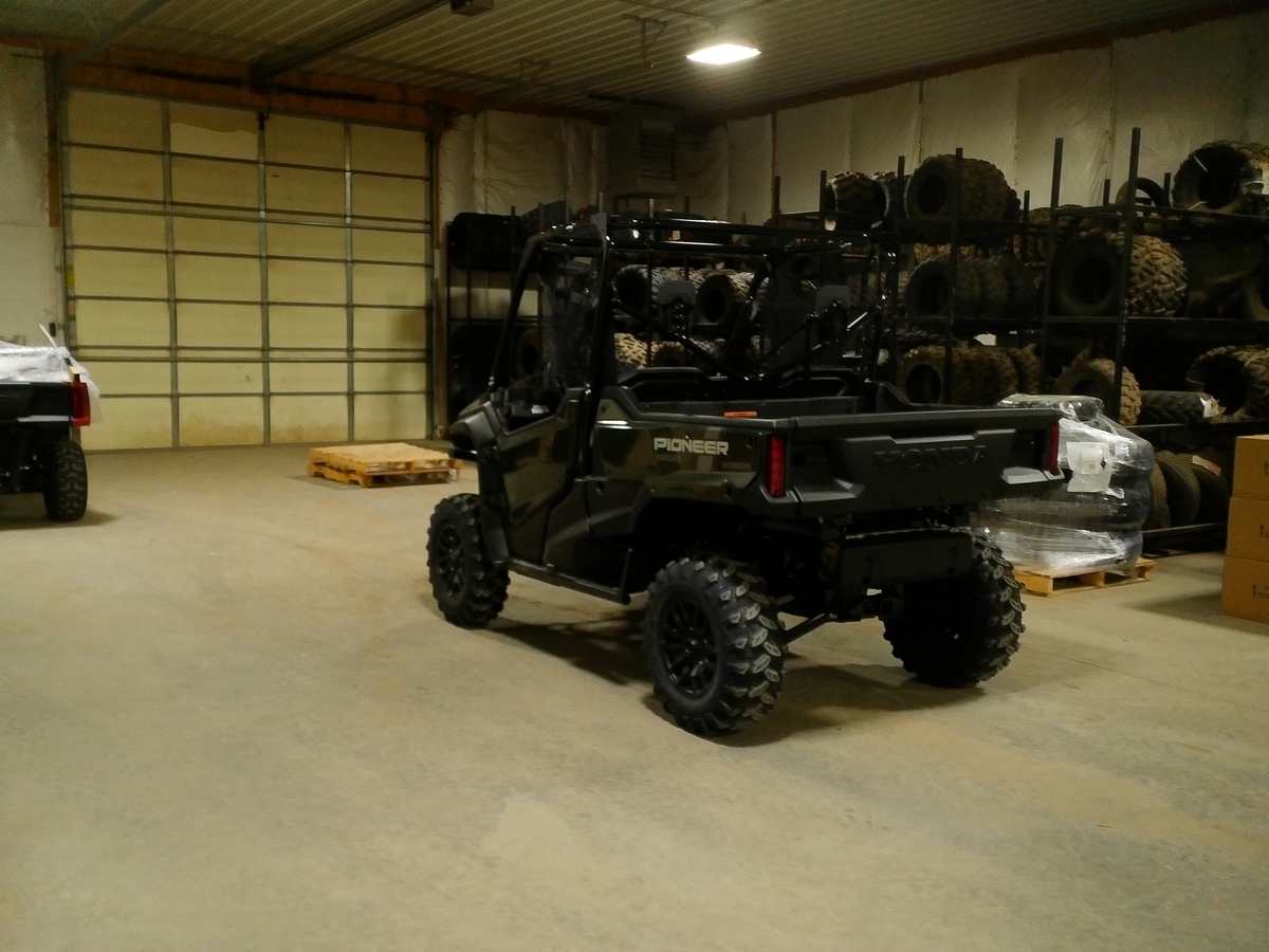 2025 Honda Honda Pioneer 1000 Deluxe 2025 - Sold Boat