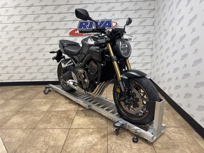 BOATZON | Honda® CB650R EClutch 2026
