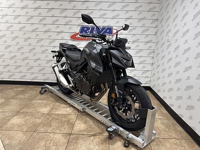 BOATZON | Honda® CB750 Hornet 2025