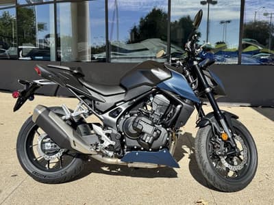 BOATZON | Honda® CB750 Hornet EClutch 2026