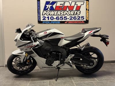 BOATZON | Honda® CBR1000RAT 2026