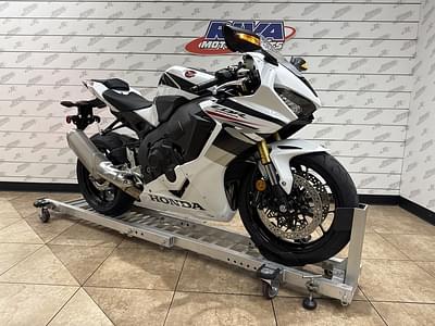 BOATZON | Honda® CBR1000RR 2025