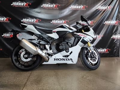 BOATZON | Honda® CBR1000RR 2026