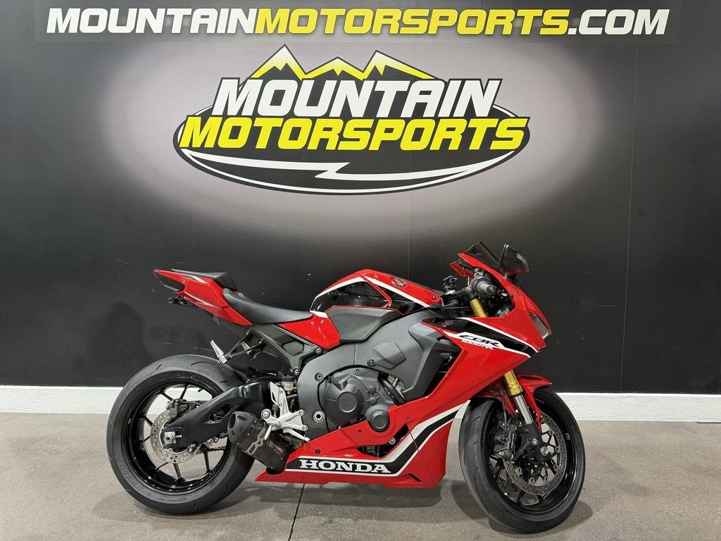2017 Honda® CBR1000RR SP2 - Sold Boat