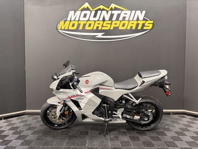 BOATZON | Honda® CBR600RR 2026