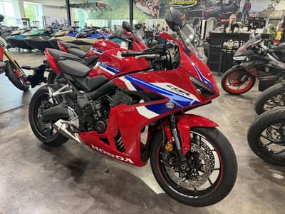 BOATZON | Honda® CBR650R EClutch 2026 BOATZON | Honda® CBR650R EClutch 2026