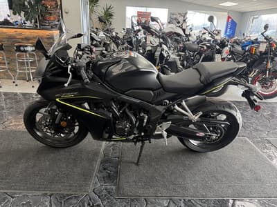 BOATZON | Honda® CBR650R EClutch 2026 BOATZON | Honda® CBR650R EClutch 2026