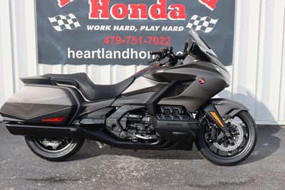 BOATZON | Honda® Gold Wing Automatic DCT 2026
