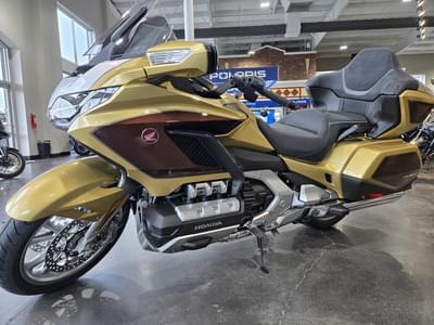 BOATZON | Honda® Gold Wing Tour 50th Anniversary DCT 2025