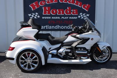 BOATZON | Honda® Gold Wing Tour Automatic DCT CSC ENCORE TRIKE 2024