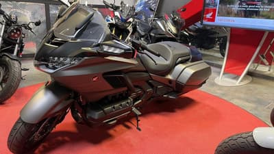 BOATZON | Honda® Gold Wing Tour Base 2026