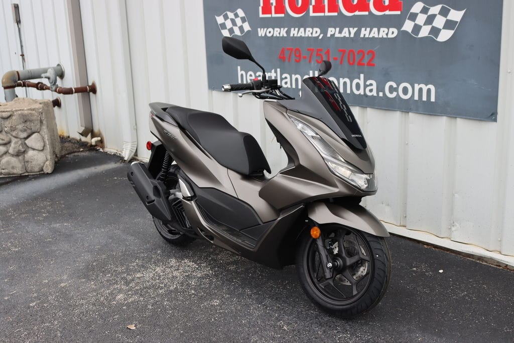 HONDA　PCX New 2023 Honda PCX, Saint Marys PA | Specs, Price, Photos | Matte
