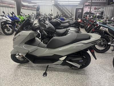 BOATZON | Honda® PCX 2025