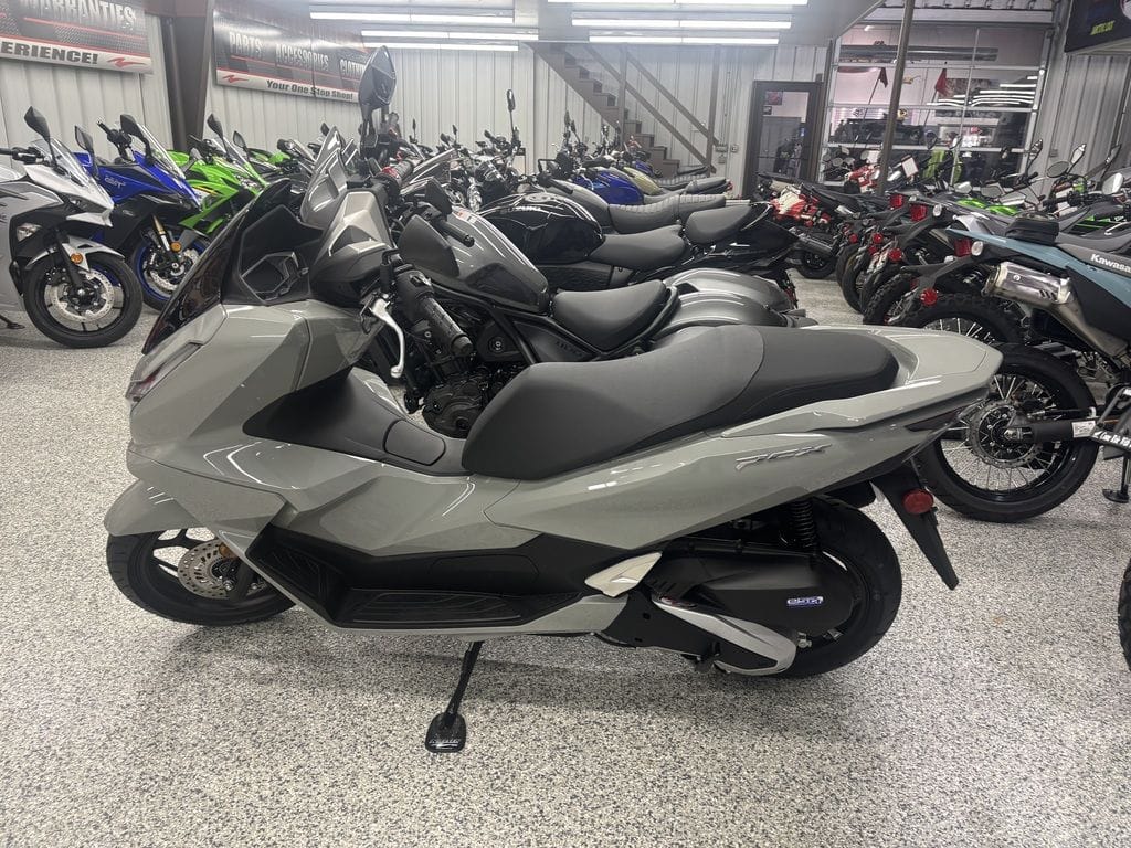 New Honda® PCX 2025 for sale in Lake Villa, Illinois - Boatzon.com