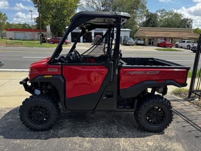BOATZON | Honda® Pioneer 1000 Deluxe 2026