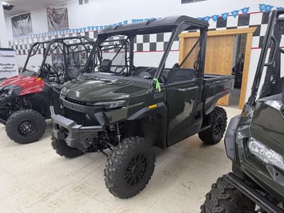 BOATZON | Honda® Pioneer 1000 Deluxe 2026