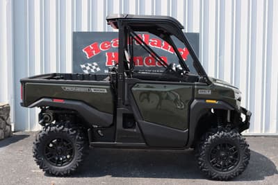 BOATZON | Honda® Pioneer 1000 Deluxe 2026