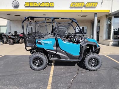 BOATZON | Honda® Pioneer 10005 Deluxe 2025