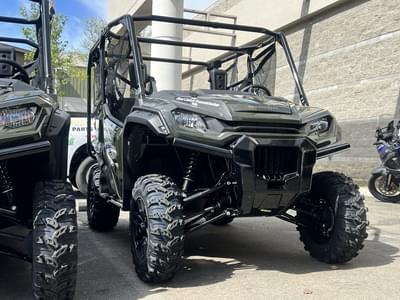 BOATZON | Honda® Pioneer 10005 Deluxe 2025