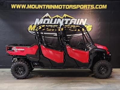 BOATZON | Honda® Pioneer 10006 Deluxe Crew 2025 BOATZON | Honda® Pioneer 10006 Deluxe Crew 2025