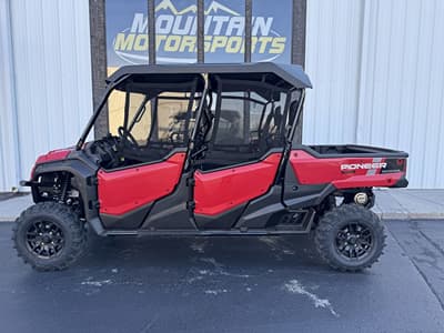 BOATZON | Honda® Pioneer 10006 Deluxe Crew 2025