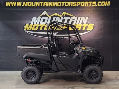 BOATZON | Honda® Pioneer 7004 Deluxe 2026