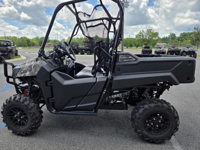 BOATZON | Honda® Pioneer 700 Forest 2025