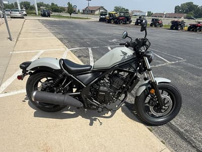 BOATZON | Honda® Rebel 300 EClutch 2026