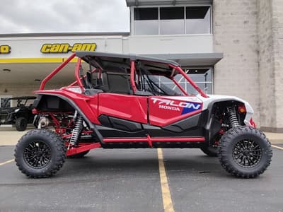 BOATZON | Honda® SXS10S4RDT 2026