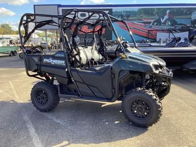 BOATZON | Honda® SXS700M4DT 2026