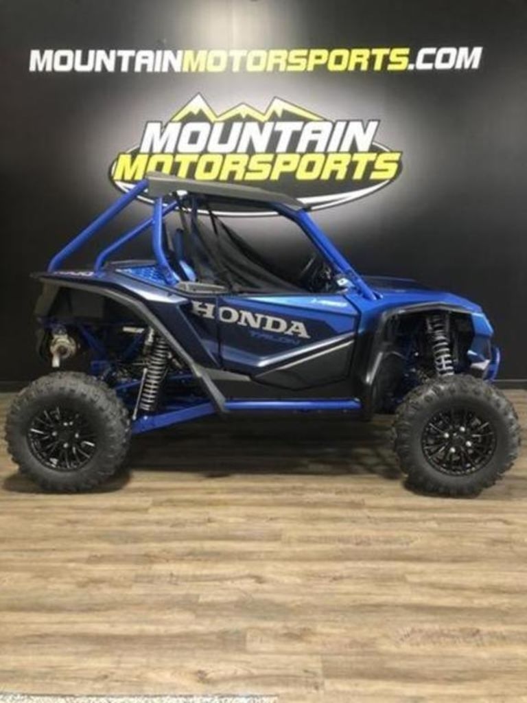 2025 Honda® Talon 1000R FOX Live Valve - Sold Boat
