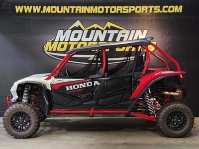 BOATZON | Honda® Talon 1000R4 FOX Live Valve 2024 BOATZON | Honda® Talon 1000R4 FOX Live Valve 2024